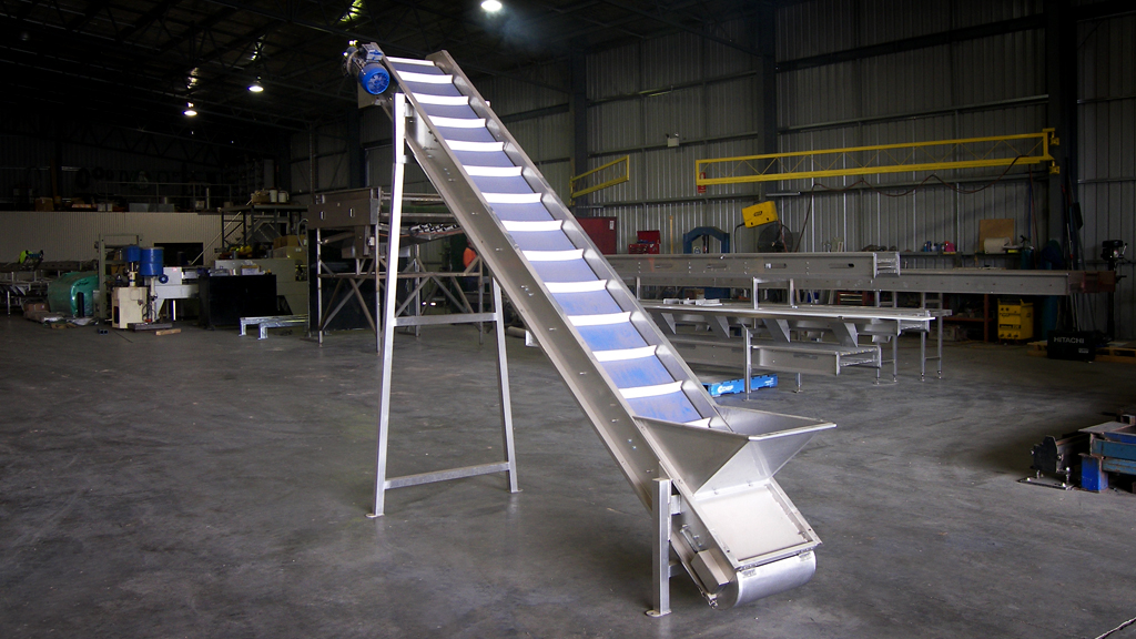 Welded steel roller conveyor